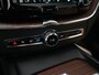 Volvo XC60 T6 Plus Dark | Luchtvering | Stoelventilatie | 360° Camera | Panoramadak | Trekhaak