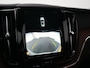 Volvo XC60 T6 Plus Dark | Luchtvering | Stoelventilatie | 360° Camera | Panoramadak | Trekhaak