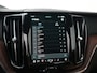 Volvo XC60 T6 Plus Dark | Luchtvering | Stoelventilatie | 360° Camera | Panoramadak | Trekhaak