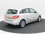 Mercedes-Benz B-klasse 250 Ambition Automaat 211 Pk | Camera | Keyless | LED | Navigatiesysteem | Parkeersensoren | 18 Inch | 81.928 Km