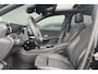 Mercedes-Benz A-klasse A 180 Limousine Automaat Business Solution AMG | Advantage Pakket | Panoramadak | LED | Stoelverwarming | Parktronic | Camera | Spiegelpakket | Zitcomfortpakket | Licht en Zichtpakket