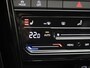 Volkswagen T-Roc 1.5eTsi/150PK R-Line Black Style DSG · Panoramadak · Apple/Android · Camera + Parkeersensoren · Garantie tot december 2026