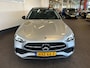 Mercedes-Benz C-klasse Estate 180 AMG Line | Panoramadak | Sfeerverlichting | Achteruitrijcamera | Cruise control | Adaptief onderstel | Lane assist | Dodehoeksdetectie | Stoelverwarming | Apple carplay
