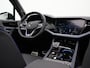 Volkswagen Touareg 3.0 TSi 462 pk tiptronic eHybrid 4MOTION | Panoramadak | Trekhaak | Puglia Leder | Nachtzicht | Head-Up Display | Geheugenstoelen | Dynaudio