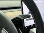 Tesla Model 3 RWD Plus 325PK S.O.H. 92% AutoPilot Leder Panoramadak Adaptive-Cruise Lmv Camera's Elektr.Stuur+Stoelen+Geheugen EasyEntry Verwarmde stoelen Park assistent PDC WIFI Lane-Assist Speed-Assist Navi LED Comfortstoelen ACC DAB Keyless en Voorverwarmen interieur via App One-Pedal-Drive 1e Eigenaar Origineel Nederlandse auto Garantie Accu tot 30-6-2028 max 160.000km