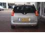 Peugeot 5008 1.6 e-HDi Style 5p. | Navigatie | Leer | HUD | Panoramadak | Camera | Cruise-control |