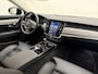 Volvo V90 T6 350pk AWD Plus Dark / 360 Camera / Full-LED / El. Trekhaak / Getint glas / El. Stoelen / Harman&Kardon Audio / 19'' / ACC / BLIS / Stoel + Stuurw. Verwarming /