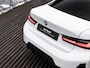 BMW 3-Serie 320e | M-SPORT | 18 INCH | SCHUIF-KANTELDAK |