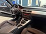 BMW 3-Serie Touring 318i / NETTE AUTO / NAP / RIJDT SCHAKELT GOED