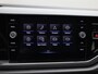 Volkswagen Taigo 1.0TSI/110PK R-Line DSG · Apple/Android Car Play · Stoelverwarming · Parkeersensoren