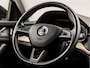 Skoda Scala 1.0 TSI Sportline (APPLE CARPLAY, CLIMATE, STOELVERWARMING, SPORTSTOELEN, KEYLESS, CRUISE, GETINT GLAS, LED KOPLAMPEN, NIEUWE APK, NIEUWSTAAT)