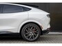 Ford Mustang Mach-E GT Extended AWD 98 kWh | Pano-dak | Parelmoer Wit Metallic! | 100% Dealer Onderhouden | B&O audio | 360 Camera | Standkachel!