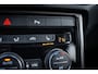Volkswagen T-Roc 1.5 TSI Sport Business R | Automaat | Virtual cockpit | LED | Stoelverwarming | App-connect | Parkeer hulp |