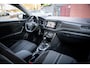 Volkswagen T-Roc 1.5 TSI Sport Business R | Automaat | Virtual cockpit | LED | Stoelverwarming | App-connect | Parkeer hulp |