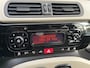 Fiat Panda 0.9 TwinAir Lounge Airco - Dakrails - centrale vergrendeling - lederen versnellingspook - Radio/Cd - Start/stop systeem - stuur leder - stuur multifunctioneel weinig km