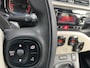 Fiat Panda 0.9 TwinAir Lounge Airco - Dakrails - centrale vergrendeling - lederen versnellingspook - Radio/Cd - Start/stop systeem - stuur leder - stuur multifunctioneel weinig km