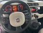 Fiat Panda 0.9 TwinAir Lounge Airco - Dakrails - centrale vergrendeling - lederen versnellingspook - Radio/Cd - Start/stop systeem - stuur leder - stuur multifunctioneel weinig km