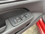 Volvo V60 2.0 B3 Momentum Advantage | Cruise Control | Navigatie | Apple CarPlay & Android Auto | Parkeersensoren achter |