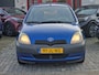 Toyota Yaris 1.0-16V VVT-i YORIN