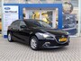 Mazda 3 2.0 TS+ | Cruise Control | Navigatie | Dodehoeksensoren | Stoelverwarming | Half-lederen bekleding