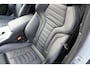 BMW 3-Serie Touring 330e M Sport | M Kuipstoelen | HUD | Stoelverwarming | 19'' lm velgen | Elektrisch verstelbare stoelen incl. geheugen | Panoramisch schuif/kanteldak | Climate Control | Parkeercamera | Apple CarPlay | HiFi | Adaptieve cruise control |