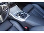 BMW 3-Serie Touring 330e M Sport | M Kuipstoelen | HUD | Stoelverwarming | 19'' lm velgen | Elektrisch verstelbare stoelen incl. geheugen | Panoramisch schuif/kanteldak | Climate Control | Parkeercamera | Apple CarPlay | HiFi | Adaptieve cruise control |