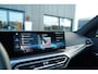 BMW 3-Serie Touring 330e M Sport | M Kuipstoelen | HUD | Stoelverwarming | 19'' lm velgen | Elektrisch verstelbare stoelen incl. geheugen | Panoramisch schuif/kanteldak | Climate Control | Parkeercamera | Apple CarPlay | HiFi | Adaptieve cruise control |