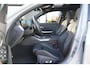 BMW 3-Serie Touring 330e M Sport | M Kuipstoelen | HUD | Stoelverwarming | 19'' lm velgen | Elektrisch verstelbare stoelen incl. geheugen | Panoramisch schuif/kanteldak | Climate Control | Parkeercamera | Apple CarPlay | HiFi | Adaptieve cruise control |