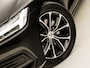Volvo V60 2.0 B3 Sport 177Pk Automaat (APPLE CARPLAY, GROOT NAVI, CAMERA, TREKHAAK, GETINT GLAS, SPORTSTOELEN, ADAPTIVE CRUISE, PARKEERSENSOREN, NIEUWE APK, NIEUWSTAAT)
