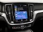 Volvo V60 2.0 B3 Sport 177Pk Automaat (APPLE CARPLAY, GROOT NAVI, CAMERA, TREKHAAK, GETINT GLAS, SPORTSTOELEN, ADAPTIVE CRUISE, PARKEERSENSOREN, NIEUWE APK, NIEUWSTAAT)