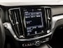 Volvo V60 2.0 B3 Sport 177Pk Automaat (APPLE CARPLAY, GROOT NAVI, CAMERA, TREKHAAK, GETINT GLAS, SPORTSTOELEN, ADAPTIVE CRUISE, PARKEERSENSOREN, NIEUWE APK, NIEUWSTAAT)