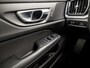 Volvo V60 2.0 B3 Sport 177Pk Automaat (APPLE CARPLAY, GROOT NAVI, CAMERA, TREKHAAK, GETINT GLAS, SPORTSTOELEN, ADAPTIVE CRUISE, PARKEERSENSOREN, NIEUWE APK, NIEUWSTAAT)
