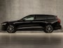 Volvo V60 2.0 B3 Sport 177Pk Automaat (APPLE CARPLAY, GROOT NAVI, CAMERA, TREKHAAK, GETINT GLAS, SPORTSTOELEN, ADAPTIVE CRUISE, PARKEERSENSOREN, NIEUWE APK, NIEUWSTAAT)