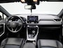 Toyota RAV4 2.5 Hybrid AWD Bi-Tone | LEDEREN BEKLEDING | ACHTERUITRIJCAMERA | STUUR- EN STOELVERWARMING | PARKEERSENSOREN | TREKHAAK |