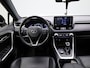 Toyota RAV4 2.5 Hybrid AWD Bi-Tone | LEDEREN BEKLEDING | ACHTERUITRIJCAMERA | STUUR- EN STOELVERWARMING | PARKEERSENSOREN | TREKHAAK |