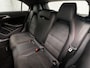 Mercedes-Benz A-klasse 180 AMG Sport Automaat (GROOT NAVI, LEDER/ALCANTARA, DIAMOND GRILL, STOELVERWARMING, SPORTSTOELEN, PARKEERSENSOREN, NIEUWE APK, NIEUWSTAAT)
