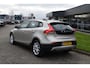 Volvo V40 Cross Country T3 153PK Automaat Nordic+ | Standkachel | Stoelverwarming | 17"LMV | LED