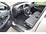 Volvo V40 Cross Country T3 153PK Automaat Nordic+ | Standkachel | Stoelverwarming | 17"LMV | LED