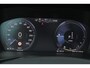 Volvo XC40 T4 Recharge Ultimate Dark - Panorama/schuifdak - Harman/Kardon audio - Parkeercamera achter - Verwarmde voorstoelen & stuur - Parkeersensoren voor & achter - Elektr. bedienb. voorstoelen met geheugen links - Draadloze tel. lader - Cruise control - Extra getint glas - 20' LMV