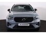 Volvo XC40 T4 Recharge Ultimate Dark - Panorama/schuifdak - Harman/Kardon audio - Parkeercamera achter - Verwarmde voorstoelen & stuur - Parkeersensoren voor & achter - Elektr. bedienb. voorstoelen met geheugen links - Draadloze tel. lader - Cruise control - Extra getint glas - 20' LMV