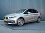 BMW 2-Serie Active Tourer 218i Business Edition Plus | Panodak | Head Up | Trekhaak | Camera | Prijs Rijklaar!!