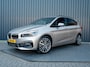 BMW 2-Serie Active Tourer 218i Business Edition Plus | Panodak | Head Up | Trekhaak | Camera | Prijs Rijklaar!!