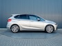 BMW 2-Serie Active Tourer 218i Business Edition Plus | Panodak | Head Up | Trekhaak | Camera | Prijs Rijklaar!!