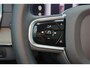 Volvo XC90 T8 Recharge AWD Ultra Dark - Luchtvering - Panorama/schuifdak - IntelliSafe Assist & Surround - 360º Camera - Bowers & Wilkins audio - Verwarmde voorstoelen, stuur & achterbank - Parkeersensoren voor & achter - Elektr. bedienb. voorstoelen met geheugen - Head up display - Geventileerde voorstoelen - Draadloze tel. lader - Extra getint glas - 22' LMV