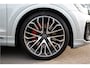 Audi Q8 55 TFSI e Quattro S-Line 394PK NL AUTO | ACC | 360 Cam | Massage + Ventilatie + | Softclose | Carbon | Stoel & Bankverwarming | Lane & Side Assist | Pano | Park Assist | B&O | Head Up | 23"| Matrix | E.TH 3500KG | BTW | Luchtvering | Vierwielbesturing | N.P €140.975,- | Apple & Android Carplay | Fabrieksgarantie.