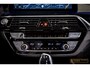 BMW 5-Serie 520i|M-sport|NAP|HUD|H&K|Cam|Pano|Dealer ond|Trekhaak