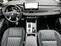 Mitsubishi Outlander 2.4 PHEV Instyle 4WD S-AWC Automaat / Fabrieksgarantie tot 04-2033** / Leder / NL auto / Stoelventilatie / Stuur-, stoel- en achterbankverwarming / Navigatie / Elektrische stoelen en klep / HUD / Cam 360° / ChadeMo snelladen / 20" LM wielen /