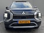 Mitsubishi Outlander 2.4 PHEV Instyle 4WD S-AWC Automaat / Fabrieksgarantie tot 04-2033** / Leder / NL auto / Stoelventilatie / Stuur-, stoel- en achterbankverwarming / Navigatie / Elektrische stoelen en klep / HUD / Cam 360° / ChadeMo snelladen / 20" LM wielen /