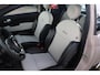 Fiat 500 1.0 Hybrid Star Panoramadak Two Tone Interieur Half Leder Carplay Navigatie 15 inch LMV Cruise Control Airco Parkeersensor