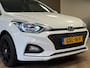 Hyundai i20 1.2 HP i-Motion Premium NAVIGATIE CARPLAY AIRCO BLACK EDITION